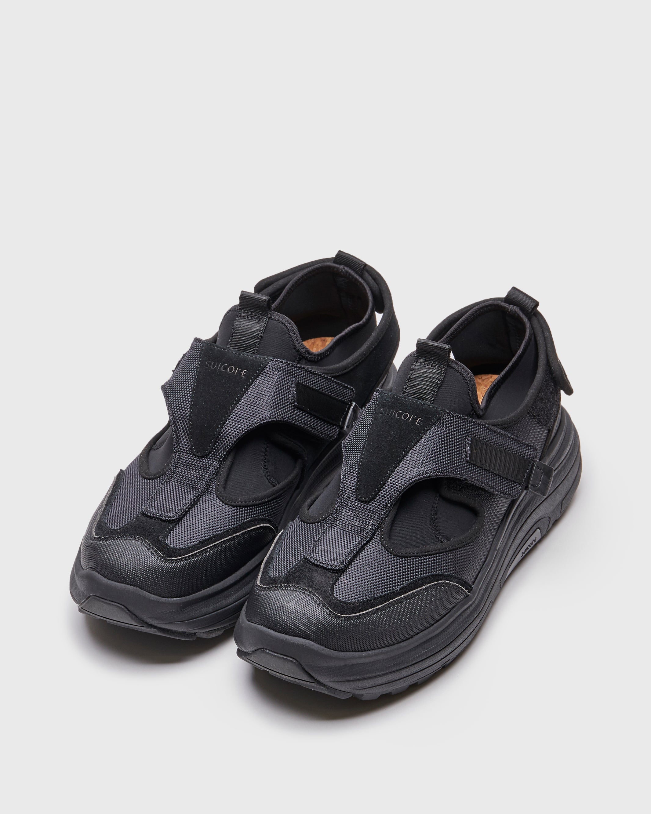 ［新品未使用］SUICOKE TRED 23cm TRED Sneaker in Black | Suicoke | Covet + Lou | Covet + Lou